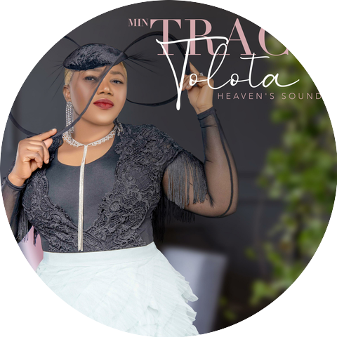 Min Tracy Tolota