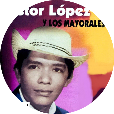 Pastor Lopez Con Los Mayorales