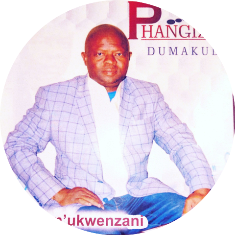 Phangizwe Dumakude