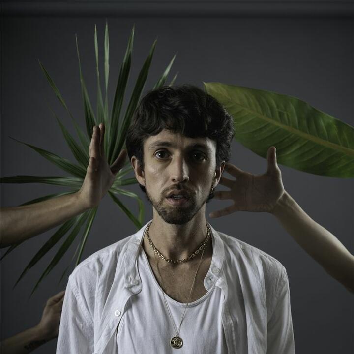 Esteman & Javiera Mena