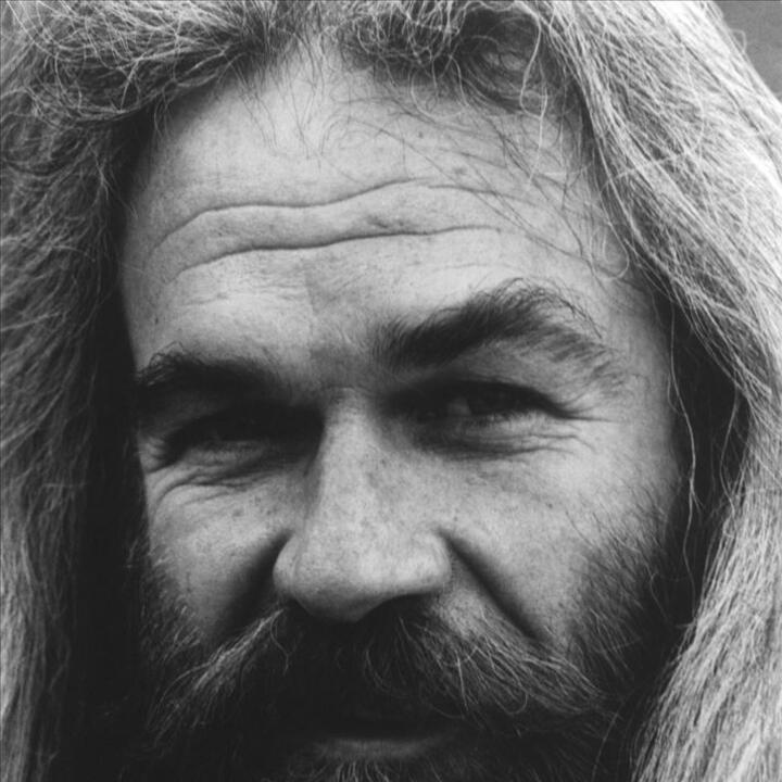 William Lee Golden