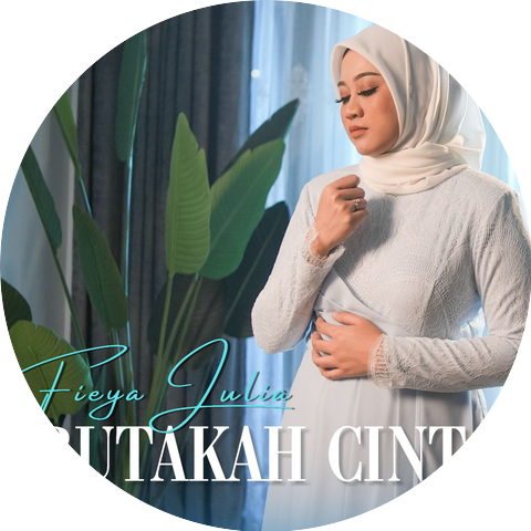 Fieya Julia