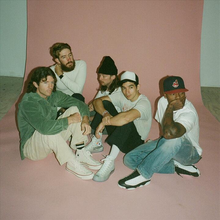 Turnstile & Mall Grab