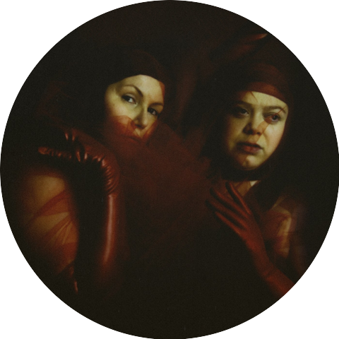 Swan/Koistinen, Astrid Swan & Stina Koistinen