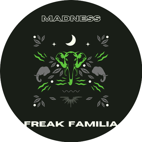 Freak Familia