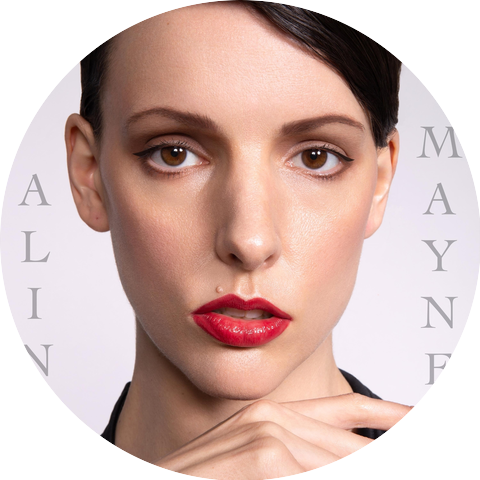 Aline Mayne