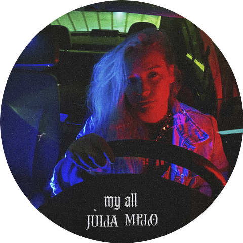 Julia Melo