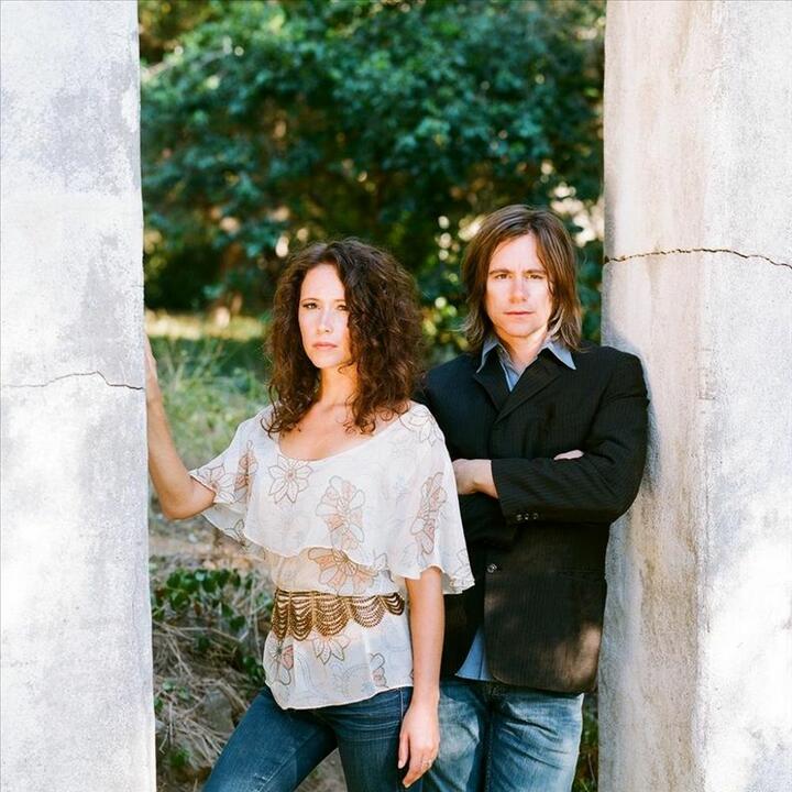 Sarah Lee Guthrie & Johnny Irion