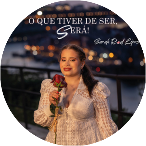 Sarah Red Lips