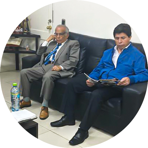 Hablando Huevadas