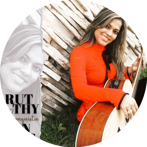 Rutthy Santos