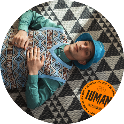 IUMAN