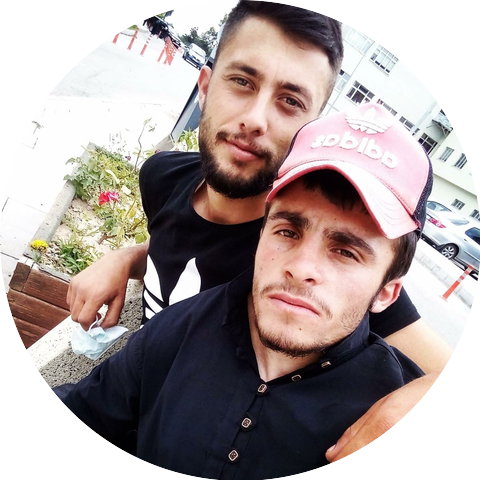 Aşikar ADam Sitemkeş Bayram Can Beyazlar içinde sevdiğim