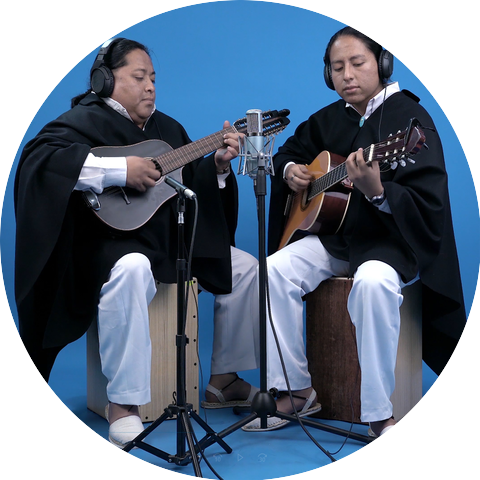 Runallacta & Hector Flores