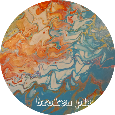 Broken Planets