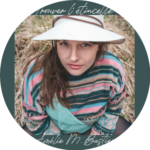Amélie M. Bastien