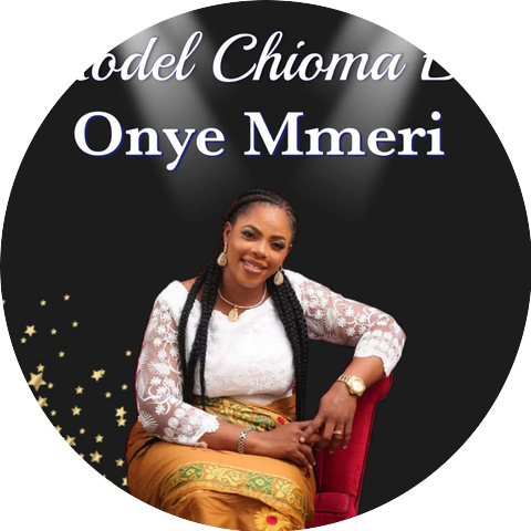 Sister Model Chioma Eze