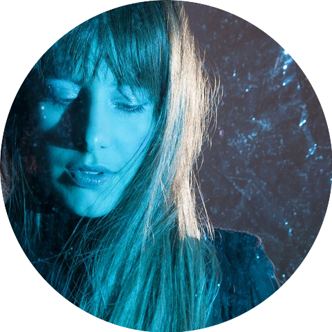 Clara Hill meets Vikter Duplaix