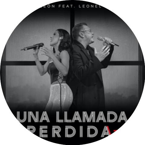María León & Leonel García