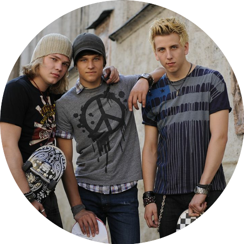 ROCK IT! Cast