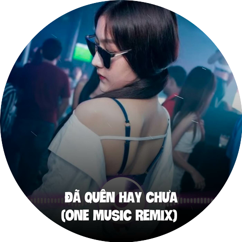 Linh Hương Luz and HPM MUSIC
