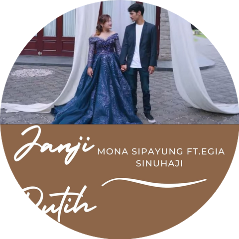 MONA SIPAYUNG