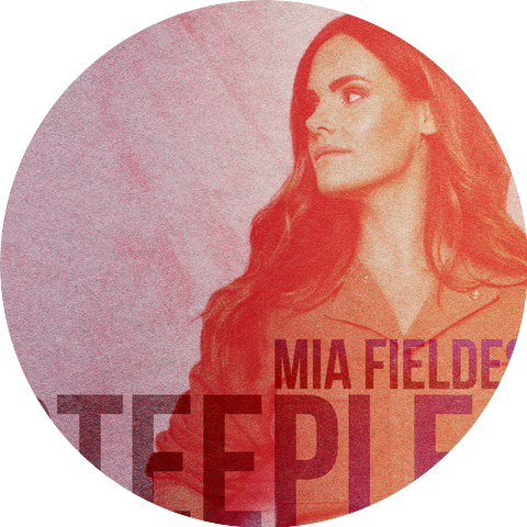 Mia Fieldes and Essential Worship