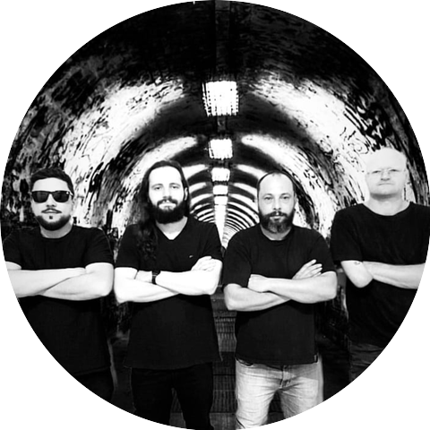 Tiago Arauto e os Valdemiros Voadores