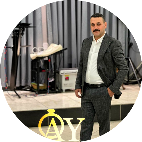NURİ BOTAN