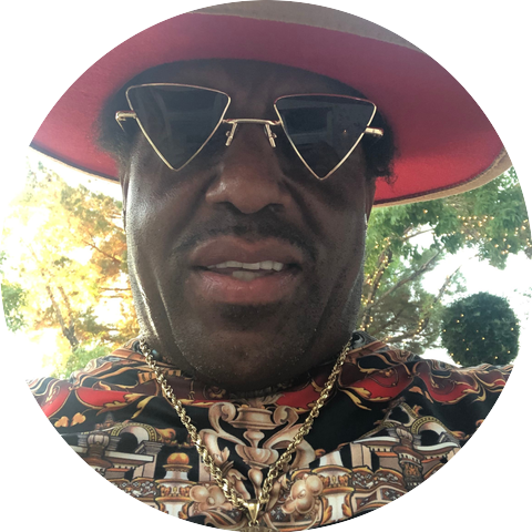 Mr Royal T