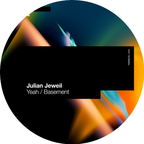 Julian Jeweil