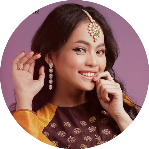 Putri Isnari