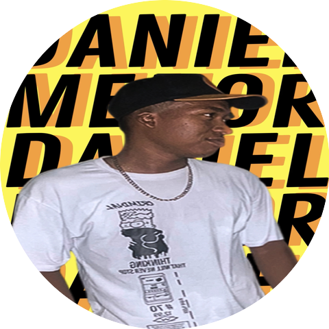 DANIEL MENOR