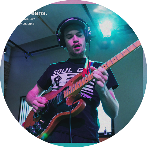 Mom Jeans. and Audiotree