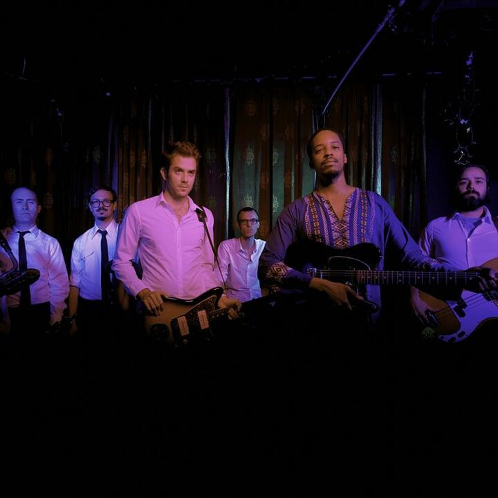 Black Joe Lewis & the Honeybears