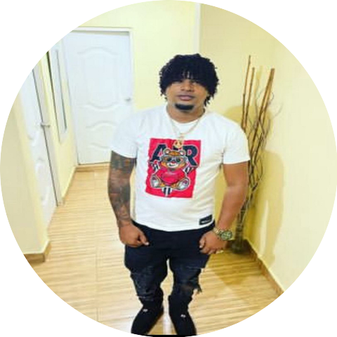 El Chacra En El Microfono