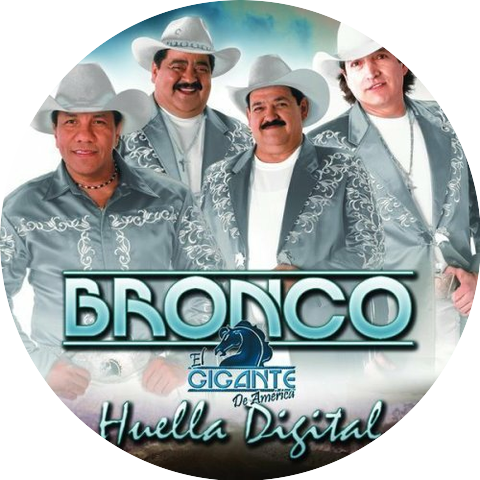 Bronco el Gigante de America