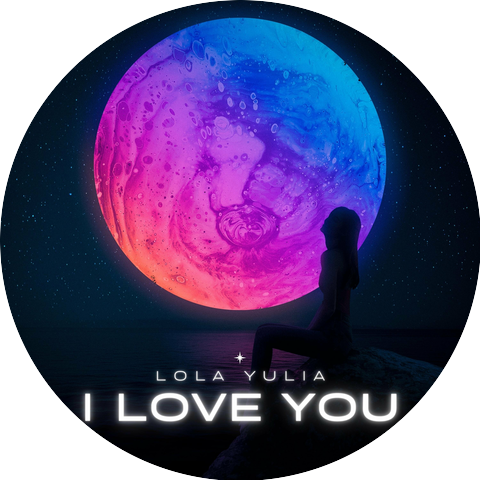 Lola Yulia