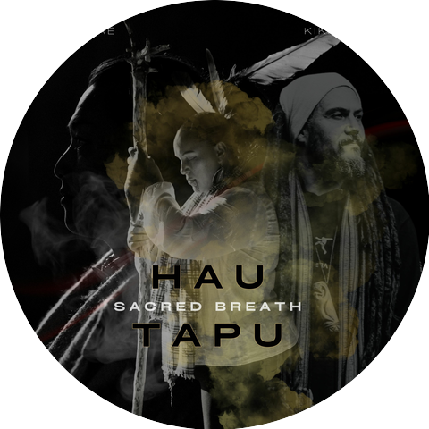 Joydah Mae and Kiki pounamu