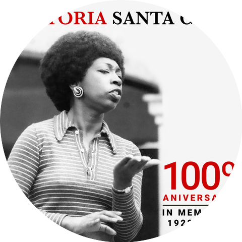 Victoria Santa Cruz