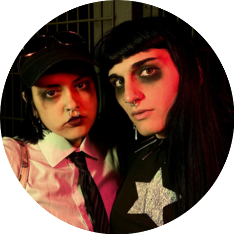 AGRESSIVE GIRLS