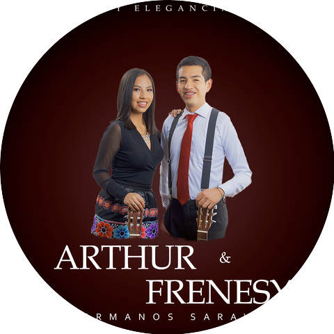 Arthur y Frenesy Hermanos Saravia