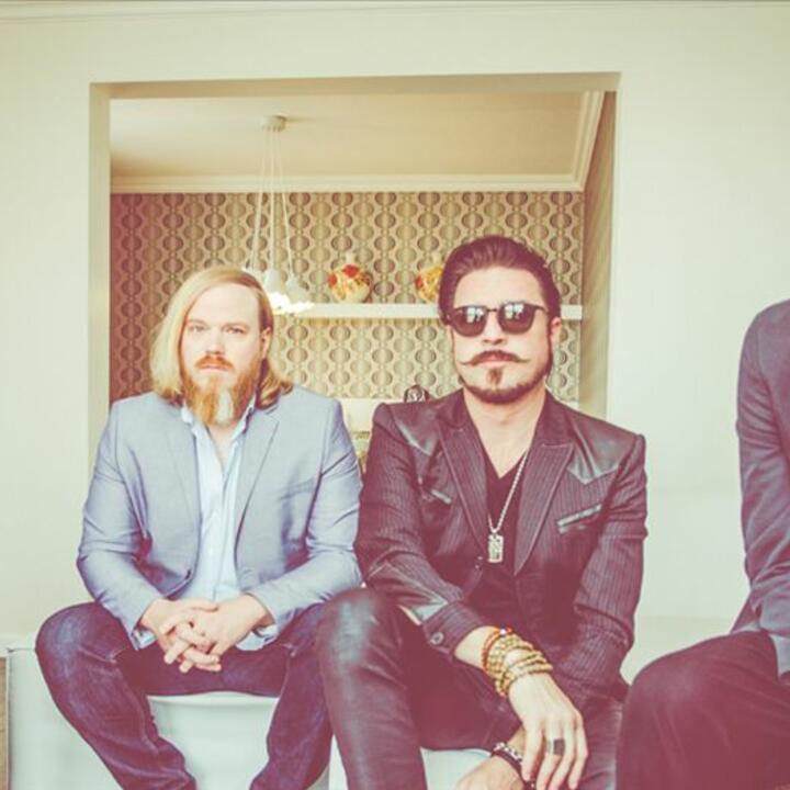 Rival Sons