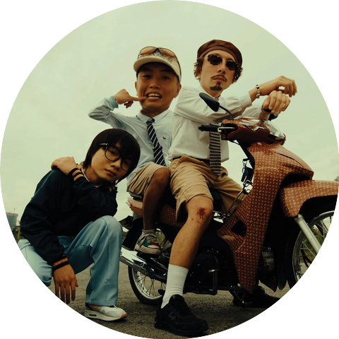 low g & Anh Phan
