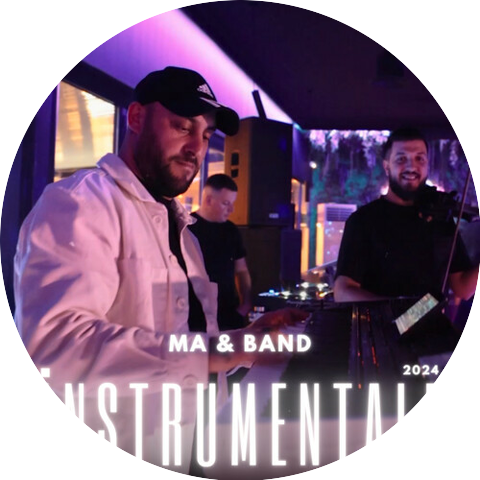 Ma & Band
