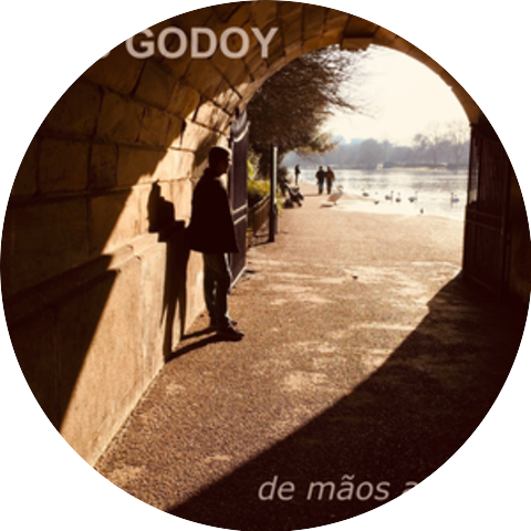 Gus Godoy