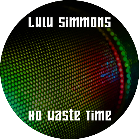 Lulu Simmons