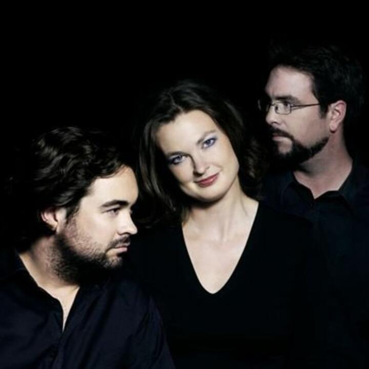 Atos Trio