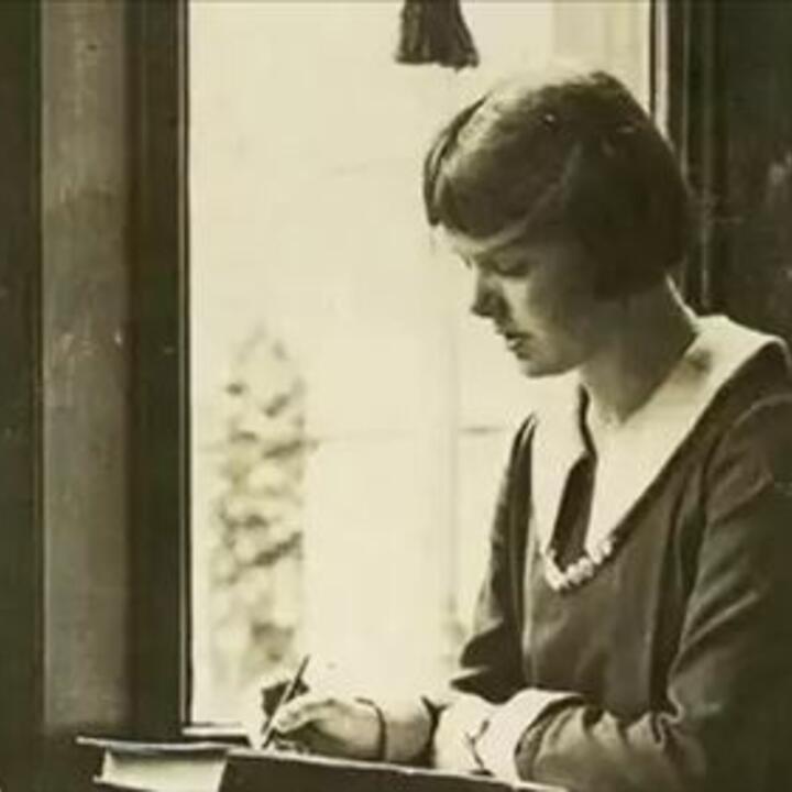 Dorothy Howell