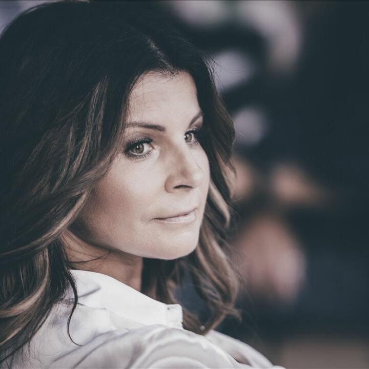 Carola